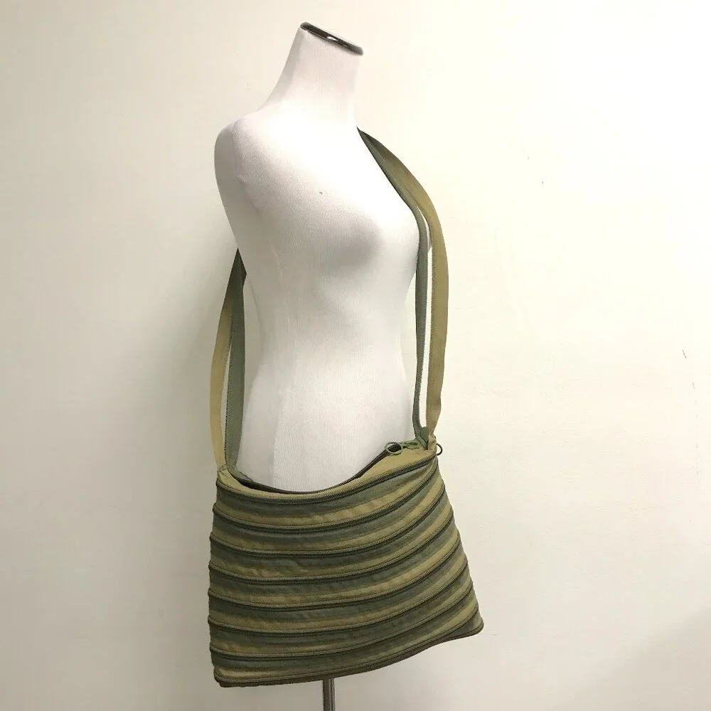 Zip It Army green crossbody large shoulder bag